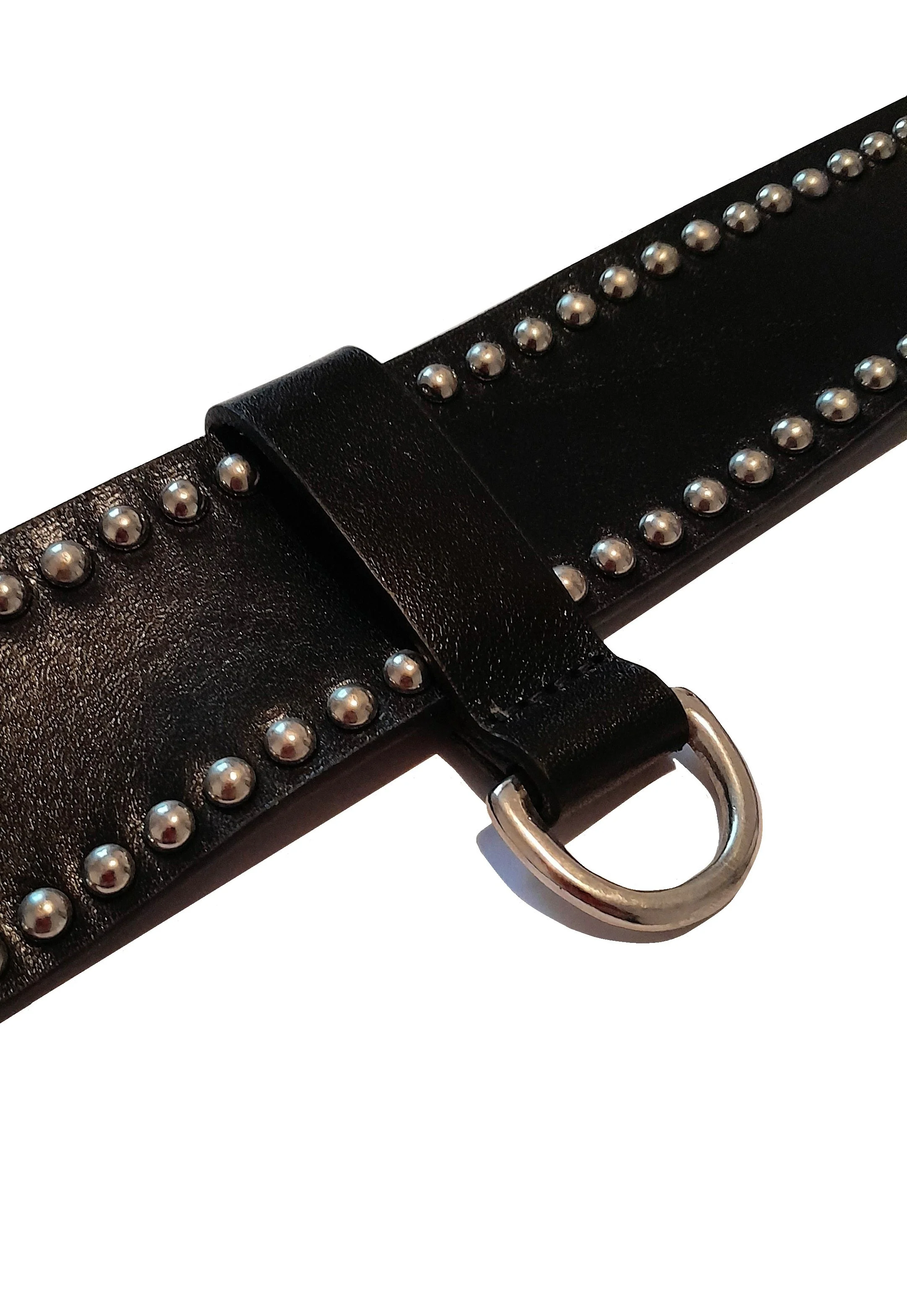 LW29 Square Pyramid Stud Belt — The London Leatherman